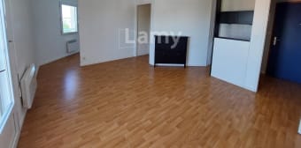 Image 2 - Appartement · La Roche Sur Yon (85000) · 1 pièce · 34m²