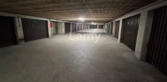Image 3 - Parking/box · Annecy (74000) · 18m²