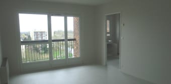 Image 2 - Appartement · Maurepas (78310) · 1 pièce · 35m²