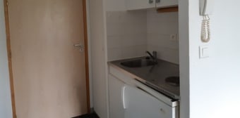 Image 2 - Appartement · Reims (51100) · 1 pièce · 18m²