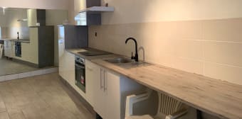 Image 3 - Local · Trets (13530) · 1 pièce · 69m²