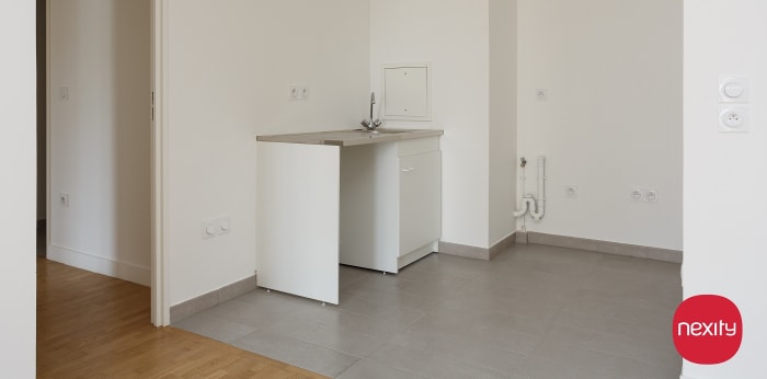 Image 6 sur 8 - Appartement  ·  Location · Paris (75018) · 3 pièces · 63m²