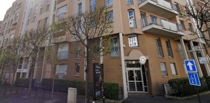 Image 1 sur 2 - Parking/box  ·  Location · Puteaux (92800)