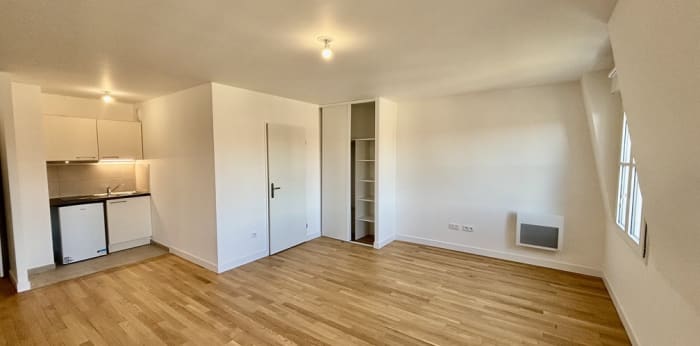 Image 1 sur 6 - Appartement  ·  Location · Rueil Malmaison (92500) · 1 pièce · 39m²