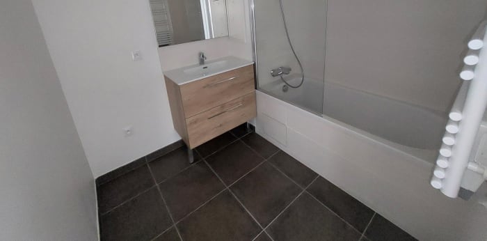 Image 7 sur 8 - Appartement  ·  Location · Rueil Malmaison (92500) · 3 pièces · 63m²
