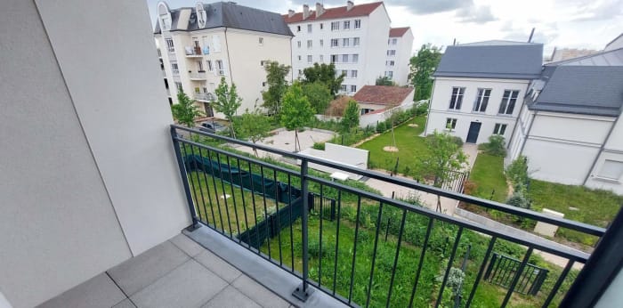 Image 6 sur 7 - Appartement  ·  Location · Rueil Malmaison (92500) · 1 pièce · 38m²