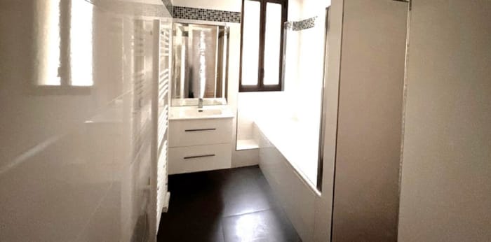 Image 6 sur 6 - Appartement  ·  Location · Paris (75008) · 4 pièces · 109m²