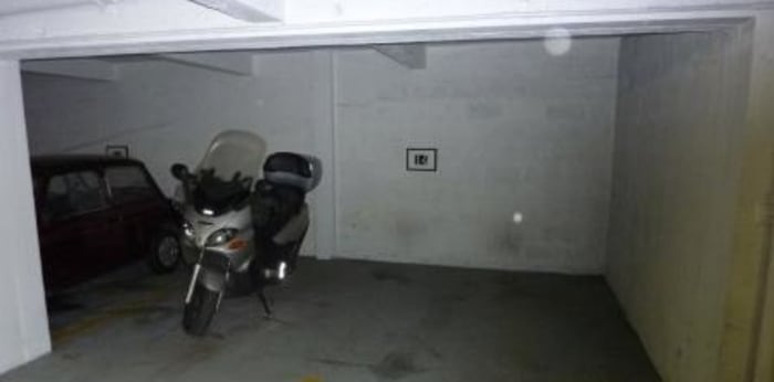 Image 3 sur 3 - Parking/box  ·  Location · Neuilly (92200)