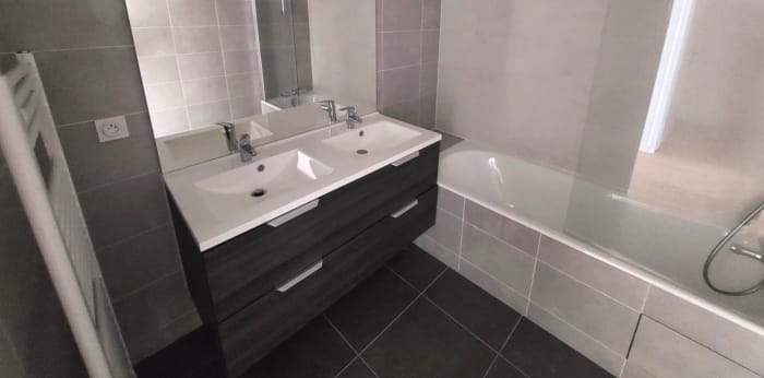 Image 7 sur 9 - Appartement  ·  Location · Saint Cloud (92210) · 3 pièces · 91m²