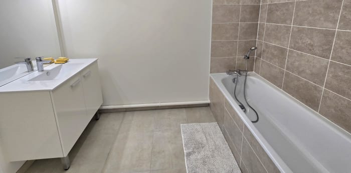 Image 4 sur 7 - Appartement  ·  Location · Nanterre (92000) · 3 pièces · 69m²