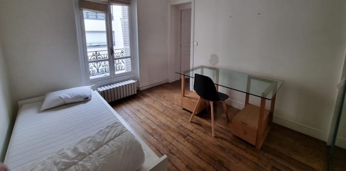 Image 5 sur 6 - Appartement  ·  Location · Paris (75008) · 3 pièces · 61m²