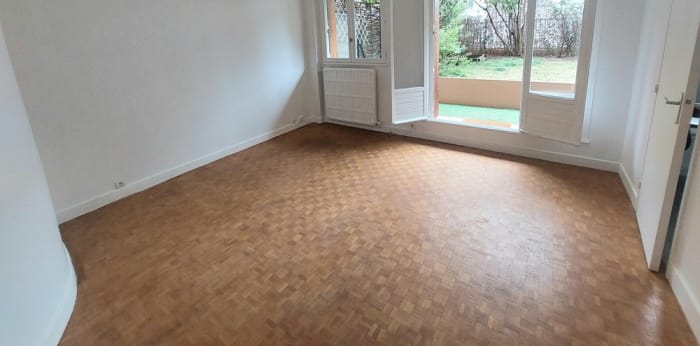 Image 1 sur 5 - Appartement  ·  Location · Paris (75019) · 1 pièce · 29m²
