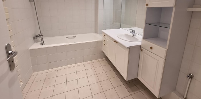 Image 3 sur 6 - Appartement  ·  Location · Paris (75017) · 3 pièces · 72m²