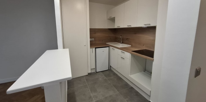 Image 6 sur 7 - Appartement  ·  Location · Paris (75016) · 1 pièce · 38m²