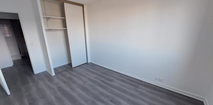 Image 8 sur 8 - Appartement  ·  Location · Paris (75014) · 3 pièces · 73m²