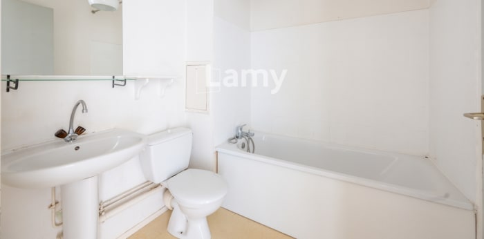 Image 8 sur 9 - Appartement  ·  Vente · Le Bouscat (33110) · 2 pièces · 47m²