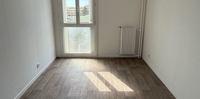 Image 9 sur 12 - Appartement  ·  Vente · Vitrolles (13127) · 3 pièces · 69m²