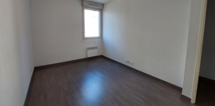 Image 7 sur 12 - Appartement  ·  Vente · Toulouse (31300) · 3 pièces · 69m²
