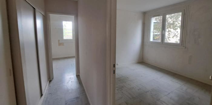 Image 1 sur 10 - Appartement  ·  Vente · Tinqueux (51430) · 6 pièces · 114m²
