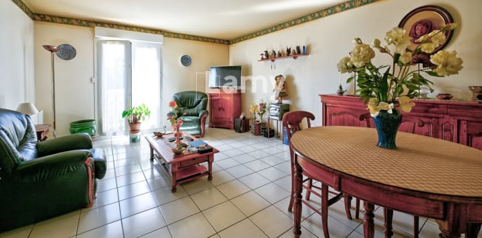 Image 1 sur 13 - Appartement  ·  Vente · Poissy (78300) · 3 pièces · 73m²