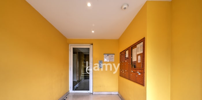 Image 7 sur 8 - Appartement  ·  Vente · Guyancourt (78280) · 1 pièce · 19m²