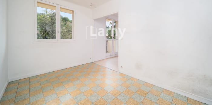 Image 4 sur 7 - Appartement  ·  Vente · Digne Les Bains (04000) · 4 pièces · 61m²