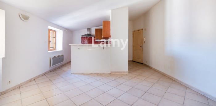 Image 6 sur 12 - Appartement  ·  Vente · Salon De Provence (13300) · 3 pièces · 62m²