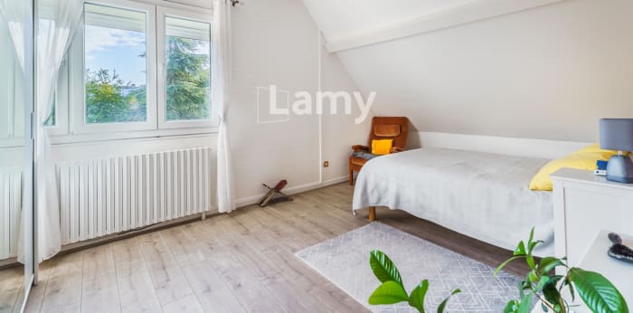 Image 7 sur 14 - Maison/villa  ·  Vente · Chenove (21300) · 6 pièces · 144m²