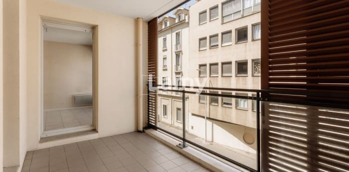 Image 3 sur 10 - Appartement  ·  Vente · Lyon 07 (69007) · 2 pièces · 44m²