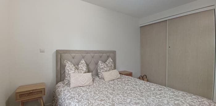 Image 4 sur 12 - Appartement  ·  Vente · Pont St Esprit (30130) · 3 pièces · 72m²