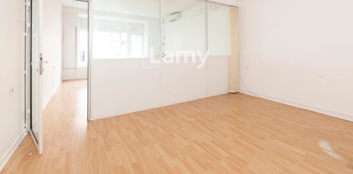 Image 7 sur 8 - Bureaux  ·  Vente · Dax (40100) · 2 pièces · 40m²