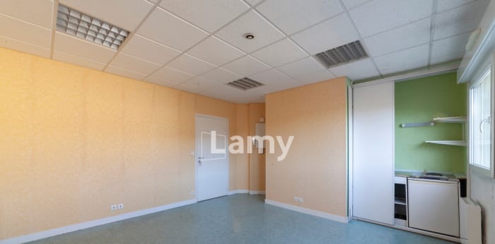 Image 7 sur 8 - Local  ·  Vente · Besancon (25000) · 1 pièce · 23m²