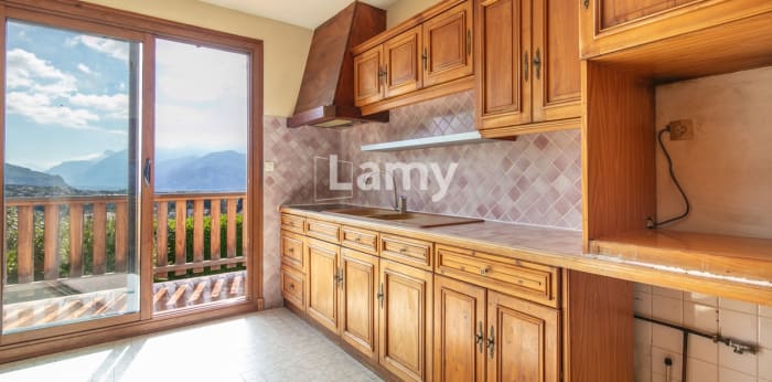 Image 9 sur 15 - Maison/villa  ·  Vente · Coublevie (38500) · 5 pièces · 138m²