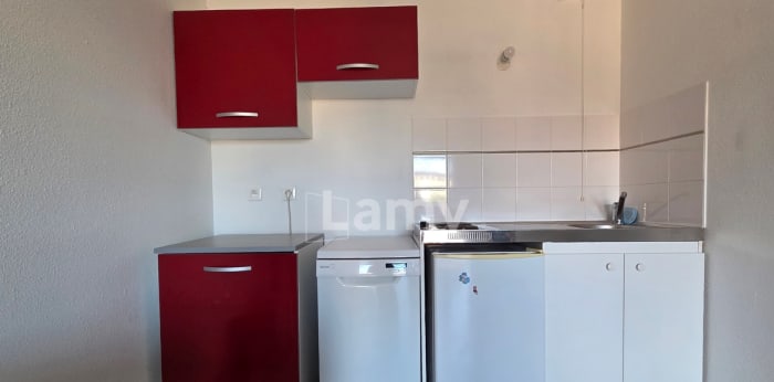 Image 1 sur 6 - Appartement  ·  Vente · Reims (51100) · 1 pièce · 29m²