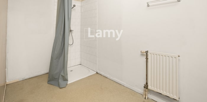 Image 4 sur 5 - Appartement  ·  Vente · Lyon (69007) · 1 pièce · 39m²