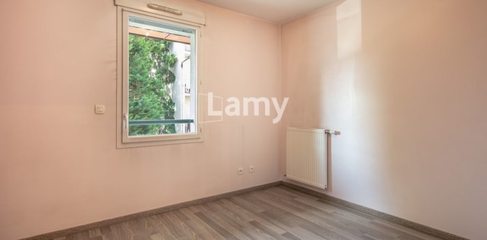 Image 7 sur 10 - Appartement  ·  Vente · Grenoble (38100) · 2 pièces · 42m²