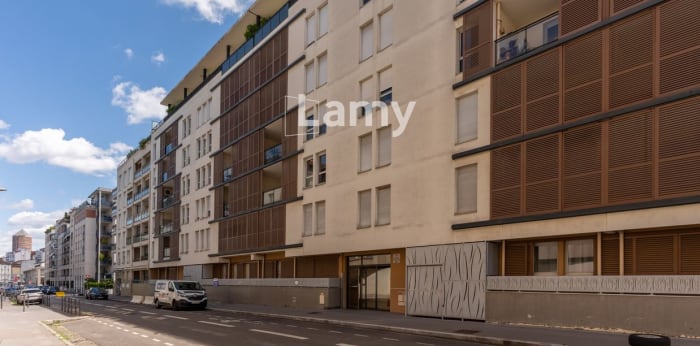 Image 7 sur 10 - Appartement  ·  Vente · Lyon 07 (69007) · 2 pièces · 44m²