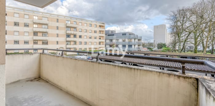 Image 6 sur 10 - Appartement  ·  Vente · Bordeaux (33200) · 2 pièces · 46m²