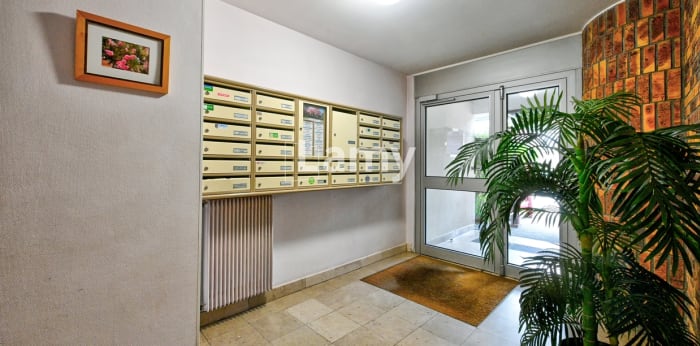 Image 7 sur 9 - Appartement  ·  Vente · Maurepas (78310) · 2 pièces · 55m²