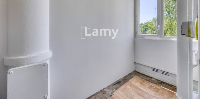 Image 1 sur 13 - Appartement  ·  Vente · Lormont (33310) · 3 pièces · 65m²