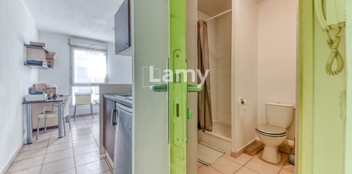 Image 8 sur 10 - Appartement  ·  Vente · Lyon (69007) · 1 pièce · 18m²