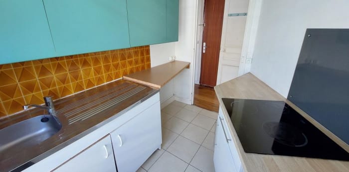 Image 2 sur 6 - Appartement  ·  Vente · Bourg La Reine (92340) · 2 pièces · 33m²