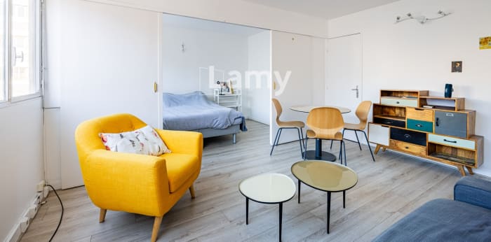 Image 1 sur 14 - Appartement  ·  Vente · Paris (75015) · 2 pièces · 46m²