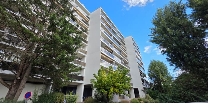 Image 1 sur 9 - Appartement  ·  Vente · Bordeaux (33200) · 2 pièces · 48m²