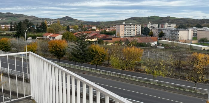 Image 7 sur 7 - Appartement  ·  Vente · Issoire (63500) · 3 pièces · 56m²