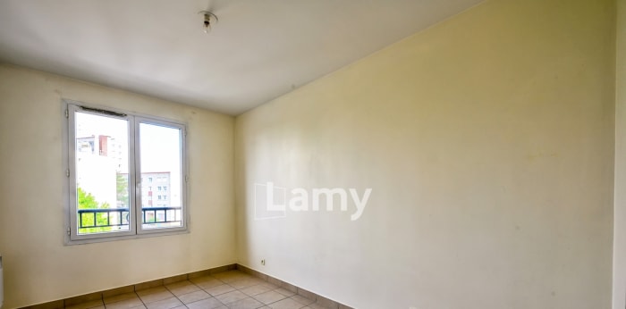 Image 6 sur 14 - Appartement  ·  Vente · Poissy (78300) · 3 pièces · 64m²