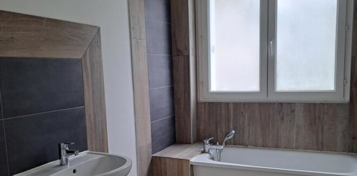 Image 8 sur 10 - Appartement  ·  Vente · Tinqueux (51430) · 6 pièces · 114m²