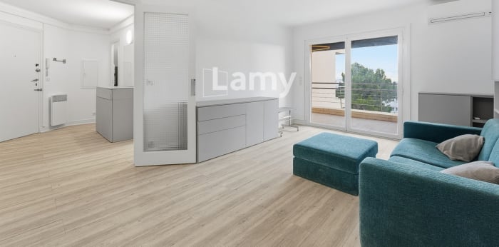 Image 1 sur 5 - Appartement  ·  Vente · Antibes (06160) · 1 pièce · 46m²