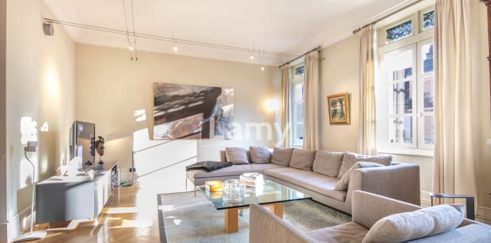 Image 1 sur 13 - Appartement  ·  Vente · Grenoble (38000) · 5 pièces · 147m²