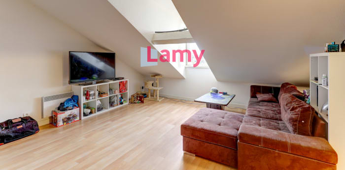 Image 3 sur 7 - Appartement  ·  Vente · Chatel Guyon (63140) · 1 pièce · 40m²